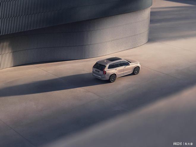 沃尔沃全新XC90：以安全为锚重塑豪华SUV的价值坐标系