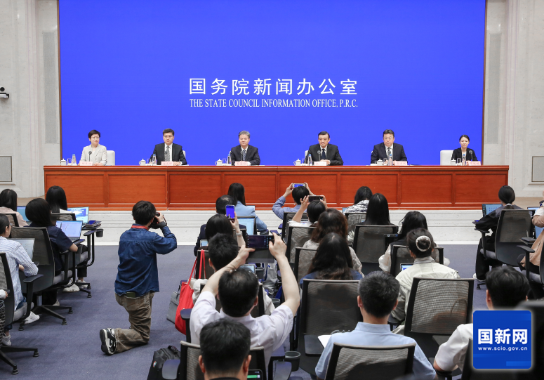 国务院新闻办发布会介绍《关于持续推进城市更新行动的意见》有关情况