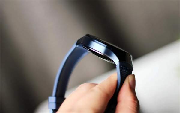 恒申新材的前世今生:2025年三季度营收181亿行业垫底净利润亏损行业排名倒数